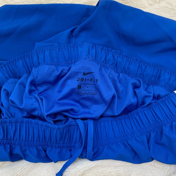 Nike running shorts - Picture 4 of 4